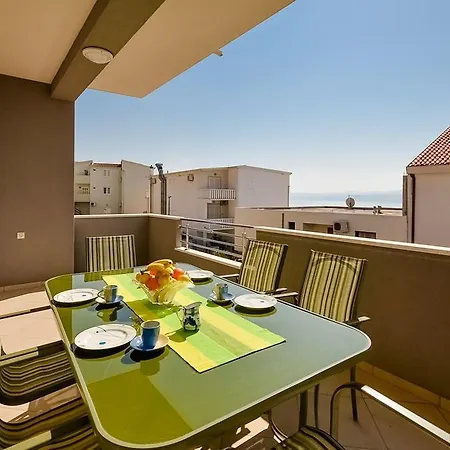 Jelena Apartman Tice